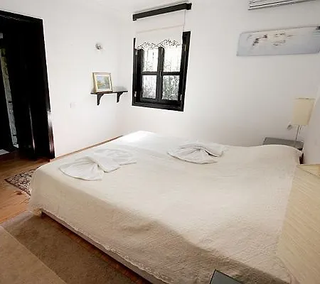 빌라 Peaceful Space In Bodrum 골터크부쿠